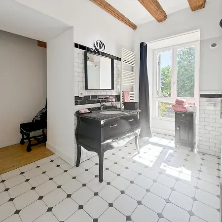 Ferienhaus Prolongez L'ete En Dordogne Piscine, Etangs Et Nature Pour 12 Pers