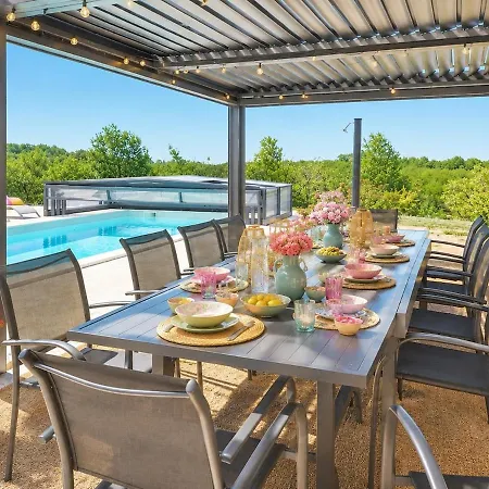 Prolongez L'ete En Dordogne Piscine, Etangs Et Nature Pour 12 Pers Ferienhaus Agonac
